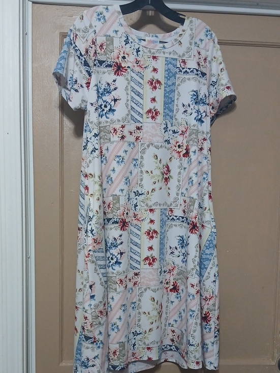 LuLaRoe Dresses & Skirts - LuLaRoe Jesse Cream Floral Patchwork Midi Dress with Blue and Pink Accents